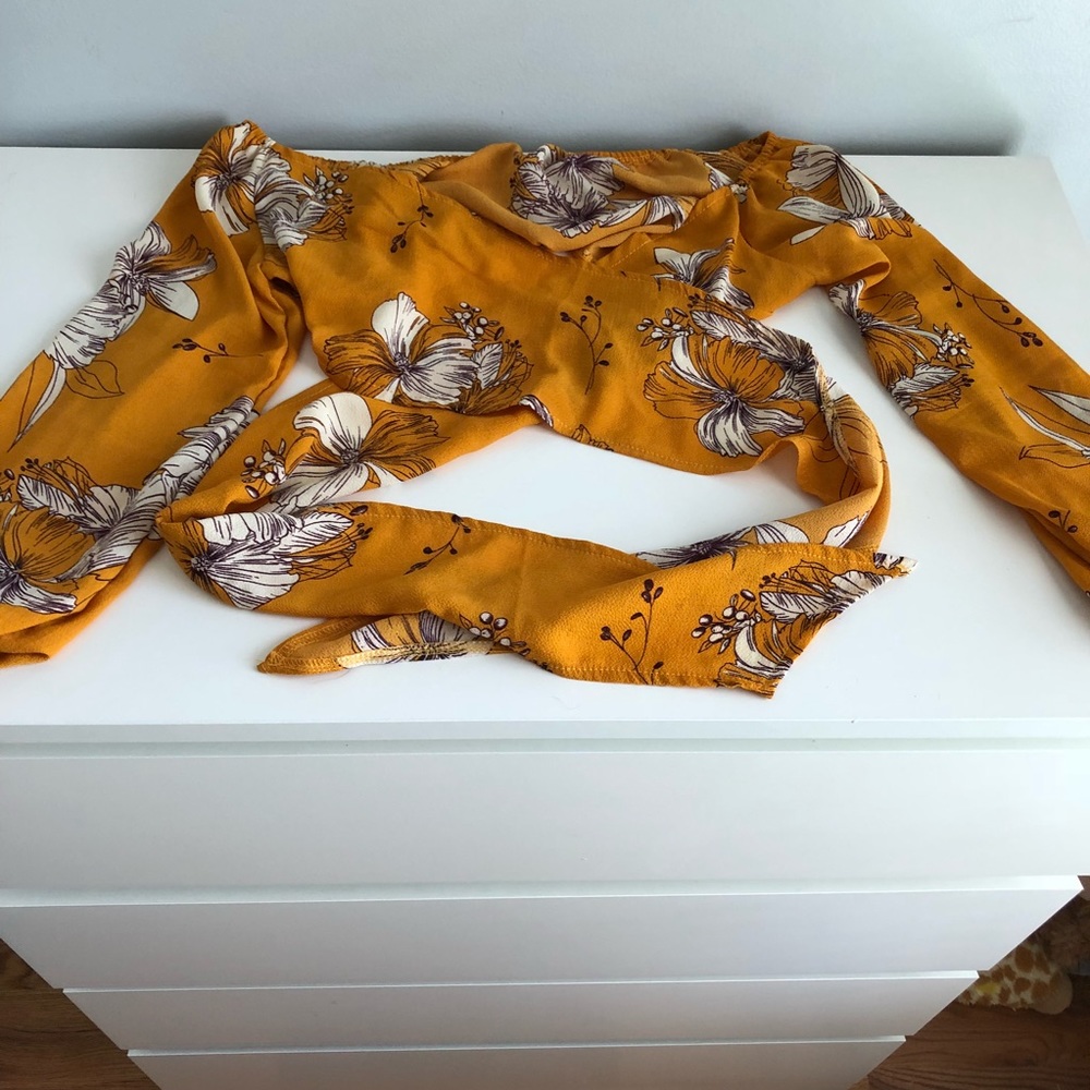 yellow floral top